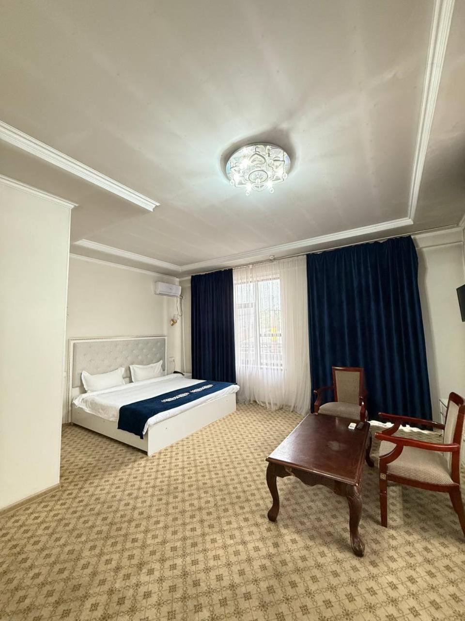 Sultan Jalal-Abad Hotel Exterior photo